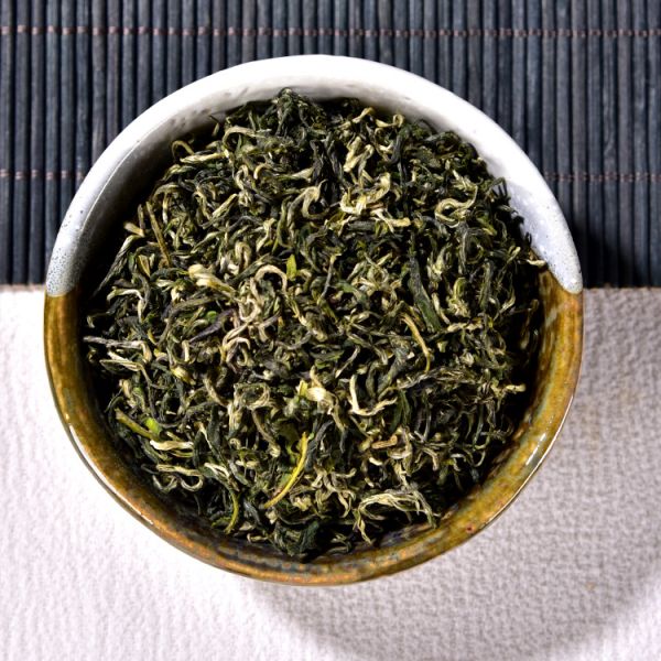 Зелений чай Бі Ло Чунь (Смараглові спірали весни) (100г.)